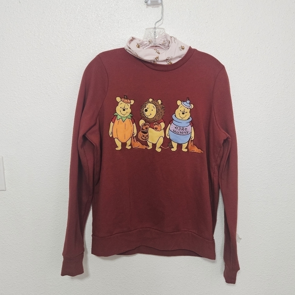 Disney Winnie the pooh sweatshirt box lunch size small